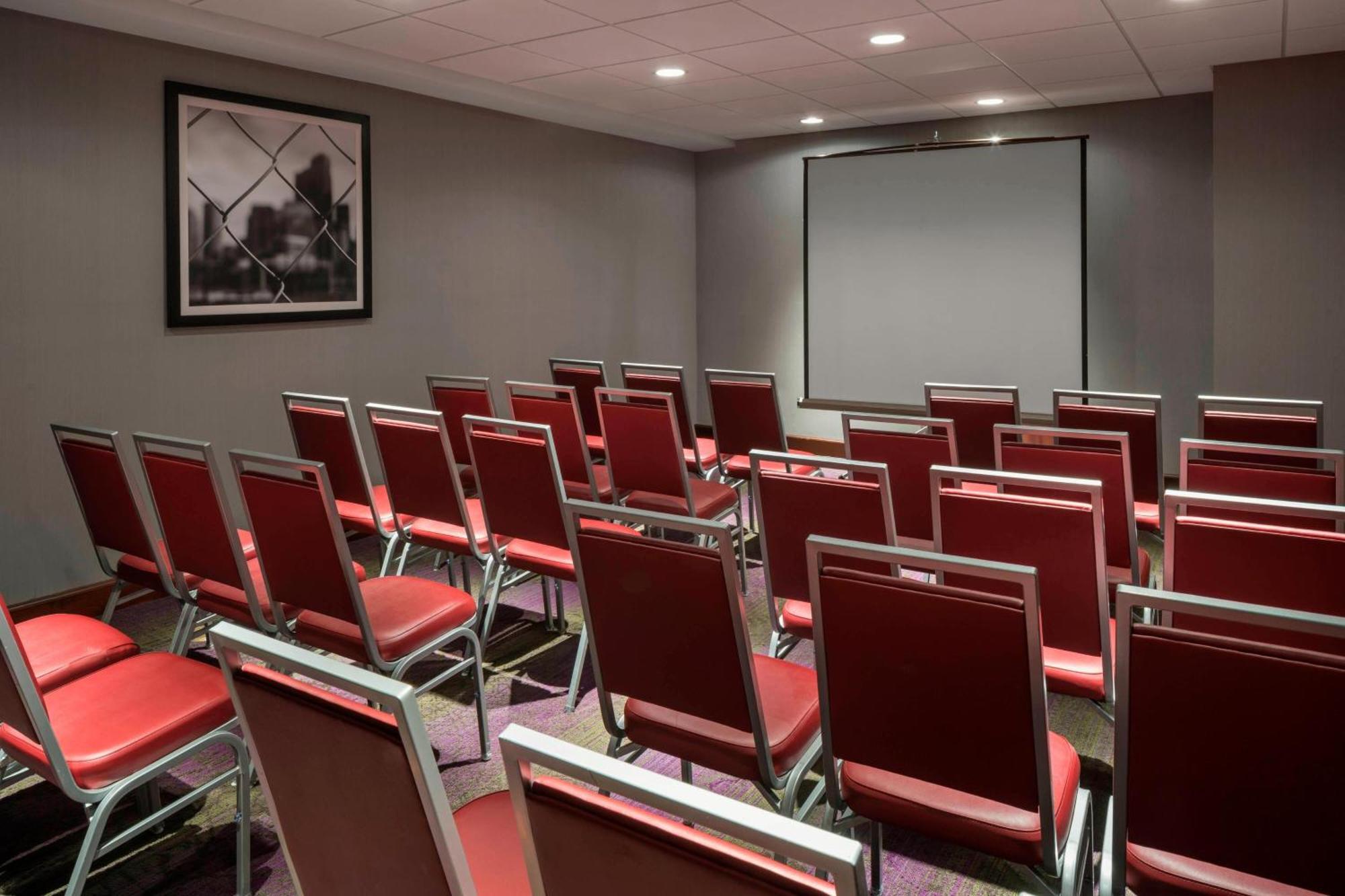 Four Points By Sheraton Boston Logan Airport Ревир Экстерьер фото