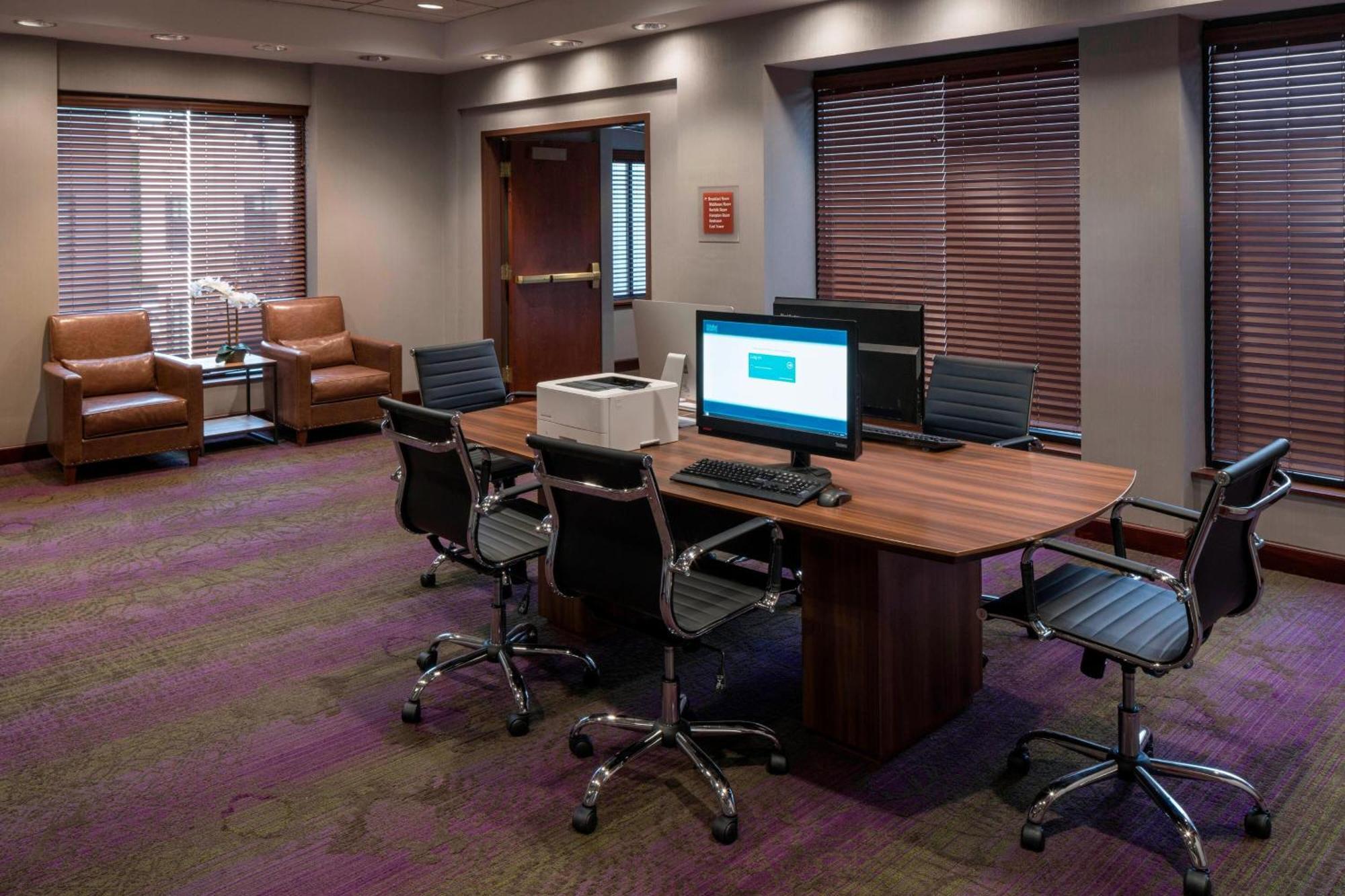 Four Points By Sheraton Boston Logan Airport Ревир Экстерьер фото