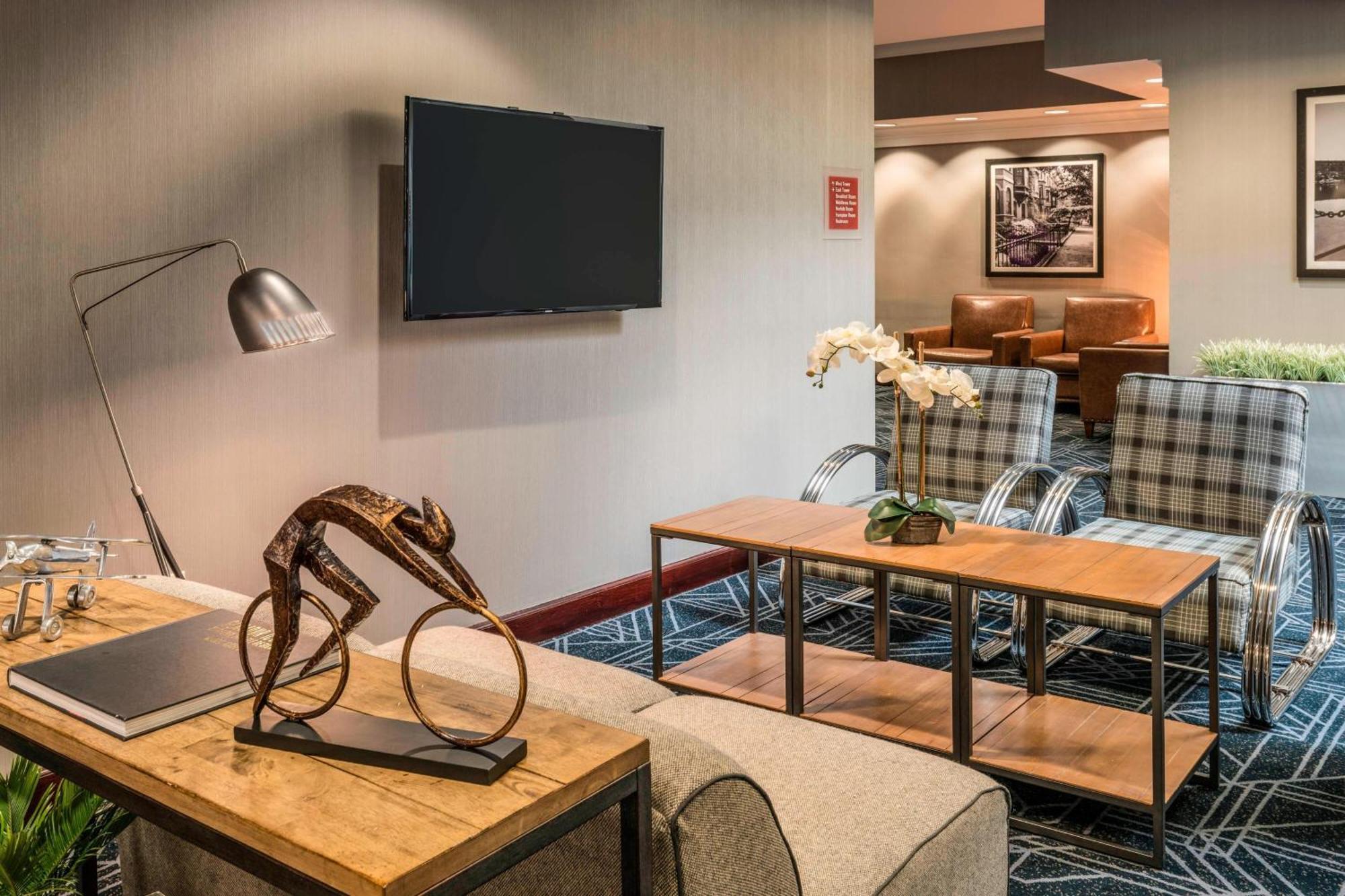 Four Points By Sheraton Boston Logan Airport Ревир Экстерьер фото
