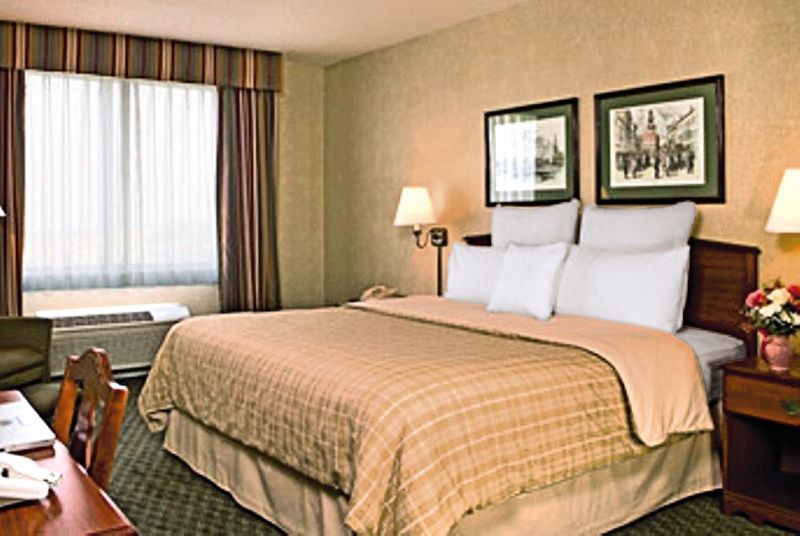 Four Points By Sheraton Boston Logan Airport Ревир Номер фото